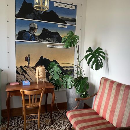 A Deux Pas De La Gare, La Maison Rouge Albertville Esterno foto